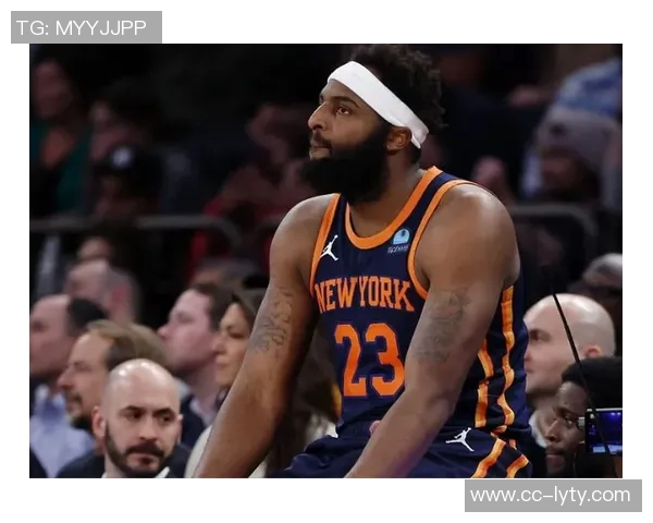 火记：米切尔罗宾逊抢进攻篮板能力强大亚当斯是否能与之抗衡