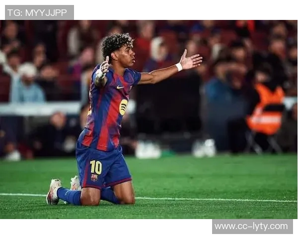 马竞3-0领先巴萨西蒙尼对亚马尔做出神秘三指手势解析